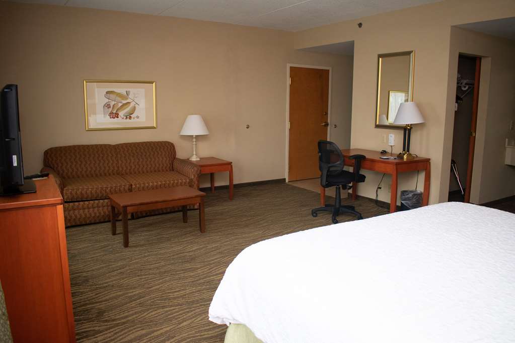 Hampton Inn & Suites Augusta West Habitación foto